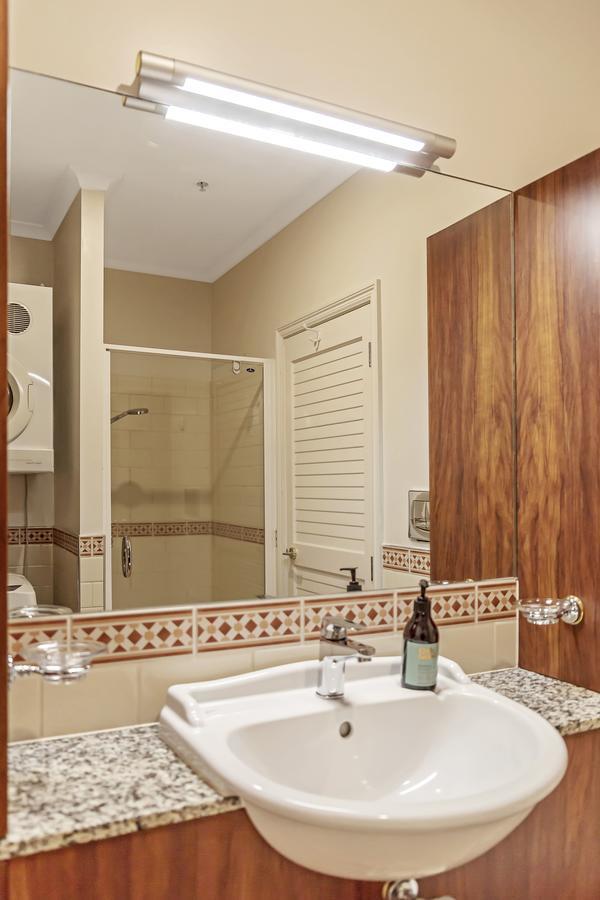 Princes Wharf Waterfront - Comfortable Luxury Окленд Экстерьер фото
